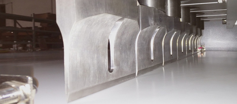 超声波食品切割系统 - 水平蛋糕切割 - 瑞士卷切割