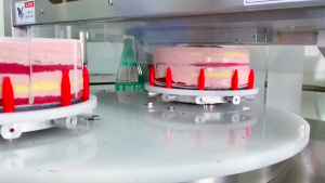 超声波圆形蛋糕分切插纸机 – 蛋糕切割机 – 蛋糕插纸机 – 驰飞超声波