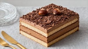 超声波蛋糕切割机 : 牛轧糖状蛋糕的切割利器